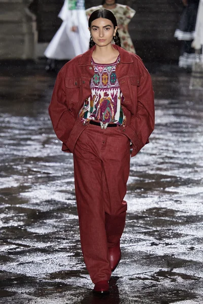 Look 66